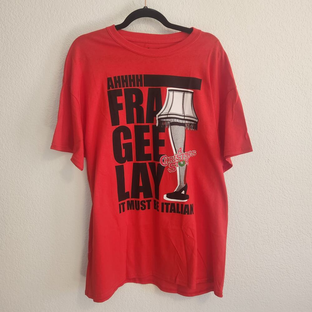 A Christmas Story Men's Size Small Red Frageelay Lamp T-shirt Movie X-mas New‎